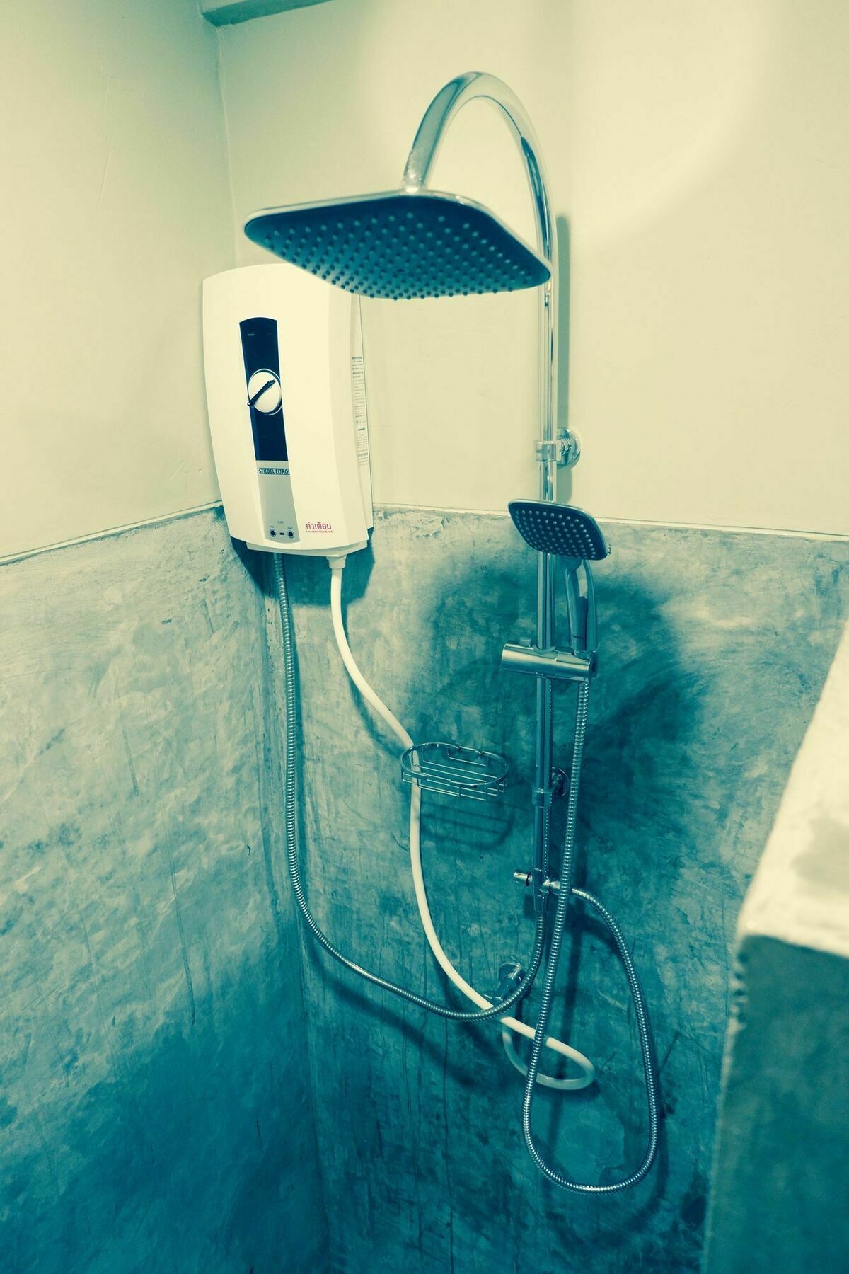 홈'81 방콕 외부 사진